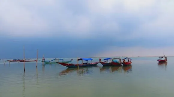 Odisha High Court issues notice to Chilika authority over illegal motorboats in sensitive part of lake