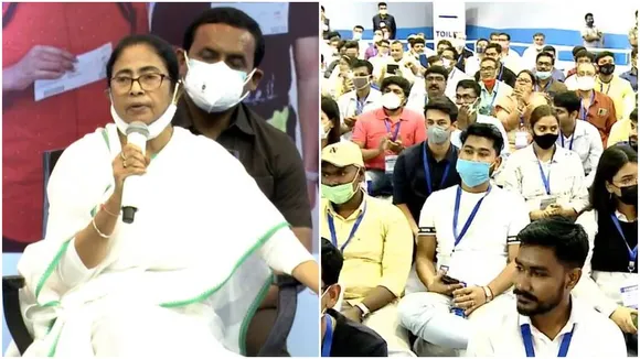 Mamata Banerjee interacts with Ukraine returned students