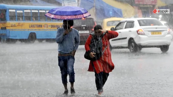 low depression is now more powerfull rainfall is continuing at south bengal