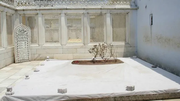 Aurangzeb’s tomb