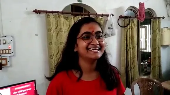 Adisha Dev Sharma gets the first position in the higher secondary examination, wants to work for the street children in the future