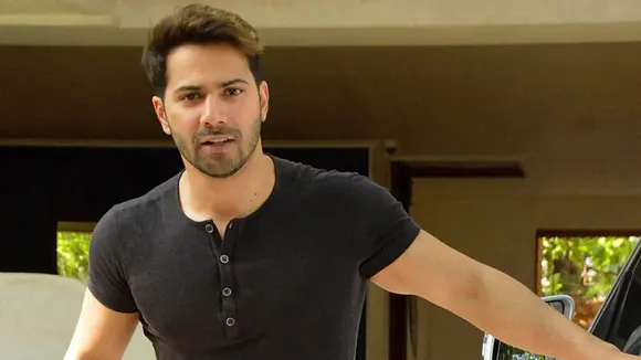 Varun Dhawan, Varun Dhawan helps girl fan, Varun Dhawan on domestic abuse, বরুণ ধাওয়ান, গার্হস্থ্য হিংসার শিকার মহিলা, যুগ যুগ জিও, bengali news today