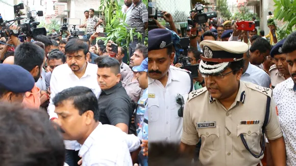 baguiat mla sujit bose bidhannagar commissioner supratim sarkar visited houses of two students who murdered