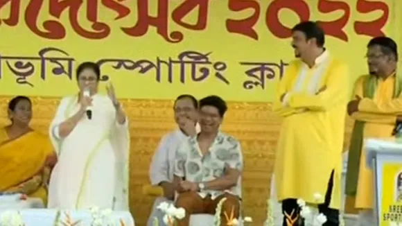 mamata banerjee sujit basu sreebhumi sporting durga puja inauguration