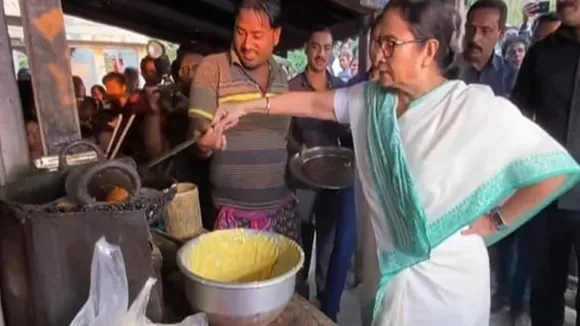 cm mamata banerjee meet villegers during jhargram jangalamahal tour