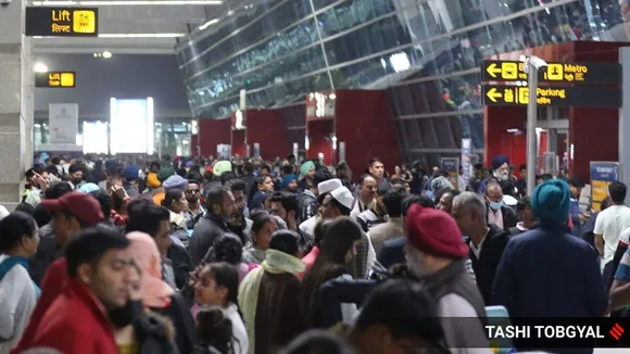 delhi airport delays, igi airport crowds, igi airport congestion, delay at delhi airport, delay at terminal 3, t3 delay, t3 igi airport delays, delhi aiport display boards, delhi news