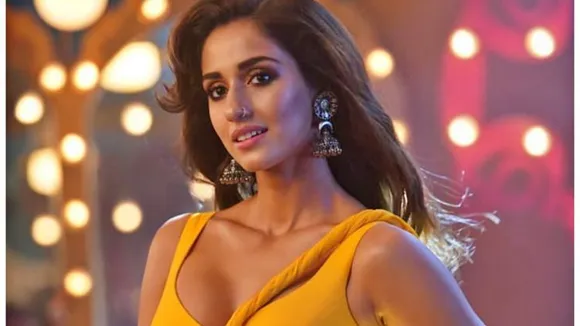 Disha Patani, Disha Patani Varanasi, Disha Patani ganga aarti, Disha Patani trolled, দিশা পাটানি, বলিউডের খবর