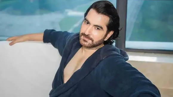 Jeet, Jeet's film, Chengiz, Rana Sarkar, Srijit Mukherji, Srijit Mukherji Jeet Chengiz, Chengiz box office collection, tollywood film, Salman khan, জিৎ, চেঙ্গিজ, সৃজিত মুখোপাধ্যায়, রানা সরকার, চেঙ্গিজ বক্সঅফিস কালেকশন, টলিউডের খবর, সলমন খান