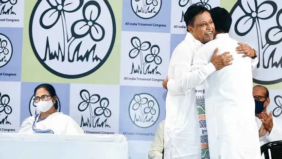 mamata banerjee says mukul roy is bjp mla , 'মুকুল বিজেপি বিধায়ক', 'চাণক্য' দিল্লি যেতেই বললেন মমতা