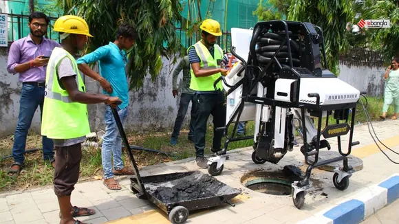 Manhole,Robot,NKDA,Drainage system,Bangla news,ম্যানহোল,রোবট,এনকেডিএ,নর্দমা,বাংলা খবর