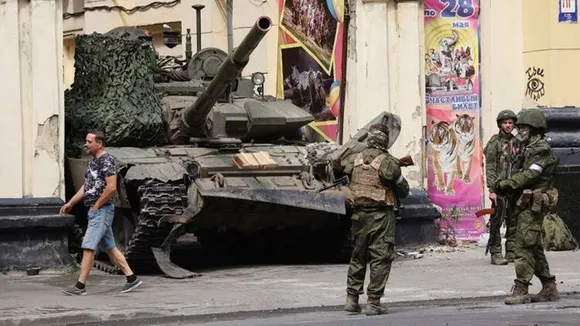 Russian servicemen guard