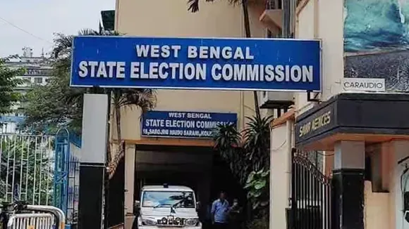 panchayat election all parties meeting 13 june state election commission , বেড়ে খেলেও ঢোক গিলল কমিশন, শেষ পর্যন্ত পঞ্চায়েত ভোটের সর্বদলের ডাক