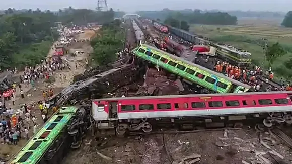 Balasore train accident, Coromandel express accident, Odisha train accident, Odisha train derailment, Shalimar Chennai Coromandel Express derailment, indian express"