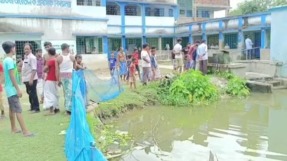 ballot box found from a pond in jaynagar