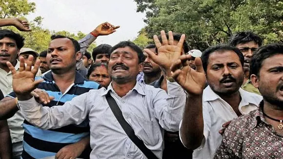 chitfund deceiveds will show protest at kolkata before puja