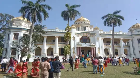 peoples still gathers during puja days to witness Durga Puja at Mahishadal Rajbari