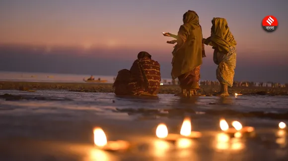 gangasagar devotees gathered holy dip makar sankranti see photos , মকর সংক্রান্তিতে পূণ্যস্নানের জন্য গঙ্গাসাগরে ডুব লাখো পূর্ণ্যার্থীর