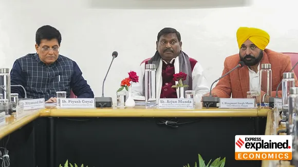 Union Ministers (from left) Piyush Goyal, and Arjun Munda with Punjab CM Bhagwant Mann at Sunday’s talks with farmers in Chandigarh.