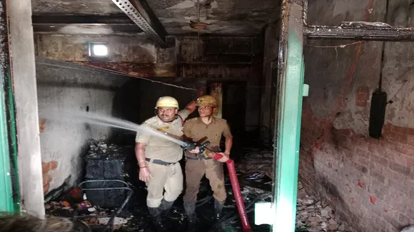 Fire in Kolkata taltala Lee Memorial Girls High School hostel