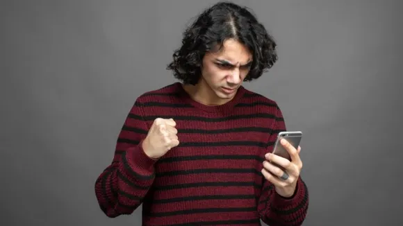 How Mobile Phone Radiation Affects Men's Fertility