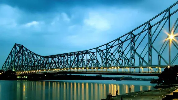 Know some important facts about Howrah Bridge