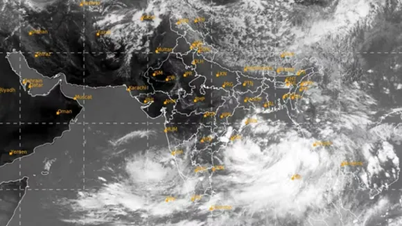 cyclone,cyclone remal,cyclone remal update,remal update,cyclone update,cyclone tracke