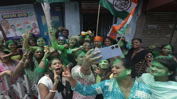 Lok Sabha Election Results 2024 Tmc Lakshmir Bhandar Mamata Banerjee Abhishek Banerjee