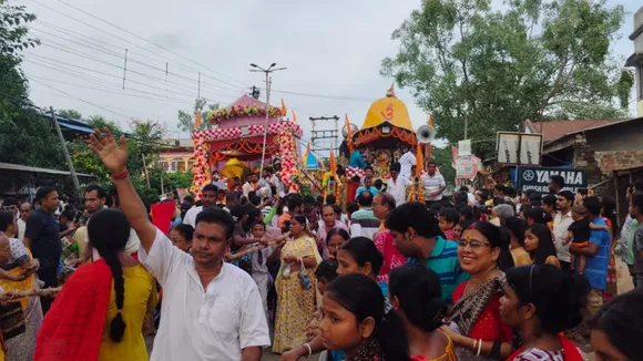 The festive mood in malda gazole due to rath carnival, মালদা গাজোল রথ কার্নিভাল