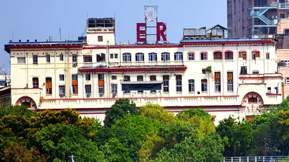 know before Fairley Place in which place headquarters of the East Indian Railway located, ব্রিটিশ ভারতে ইস্ট ইন্ডিয়ান রেলওয়ের সদর দফতর কোথায় ছিল