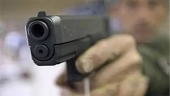 tmc leader died by gun shot in north dinajpur