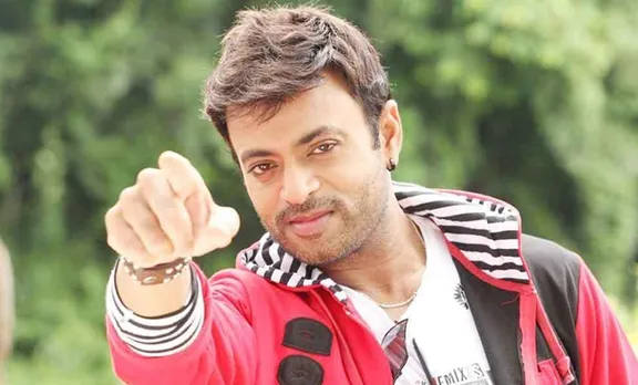 Riyas Khan Attacked, റിയാസ് ഖാന് മർദനം, Covid 19, കോവിഡ് 19, Corona, കൊറോണ വെെറസ്, IE Malayalam, ഐഇ മലയാളം