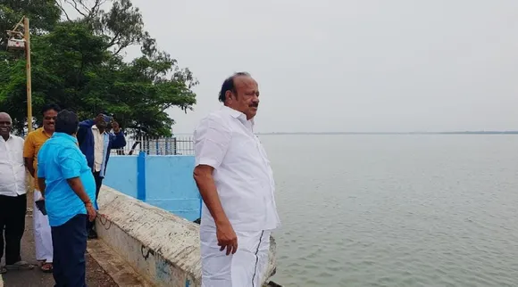 Minister MRK Panneerselvam