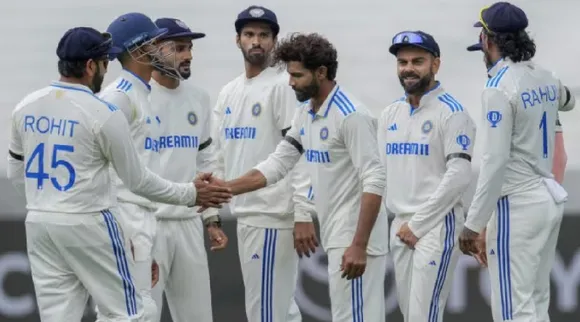 Indian cricketers sport black armbands in Melbourne to honour former PM Manmohan Singh death Tamil News