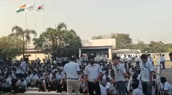 chennai plant Samsung workers strike day union leaders  suspension Tamil News