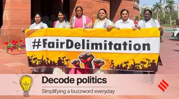 dmk mp protest