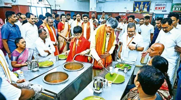 Andhra Pradesh CM N Chandrababu Naidu Only Hindus should work at Tirumala Tamil News  