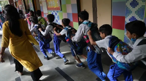 Tamil News Updates: திருவள்ளூர் மாவட்டத்தில் ஜூன் 3 முதல் பள்ளிகள் திறப்பு: முதன்மைக் கல்வி அலுவலர்