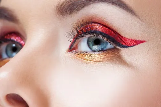 Red eyeliner