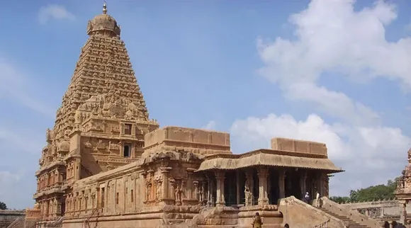 தஞ்சை பெரிய கோயில் வரும் பக்தர்களுக்கு ஆடைக் கட்டுப்பாடு