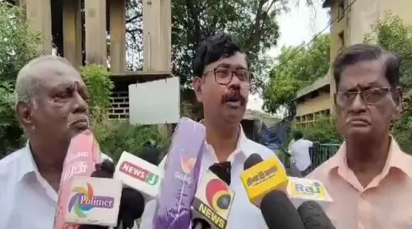 சிறு, குறு நிறுவன உரிமையாளர்கள் இடையே பிரிவினையை ஏற்படுத்தும் தமிழக அரசு; திருச்சியில் கதவடைப்பு போராட்டம்