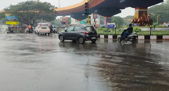 வெயிலுக்கு சற்று ரெஸ்ட்; இந்த மாவட்டங்களில் மிதமான மழைக்கு வாய்ப்பு