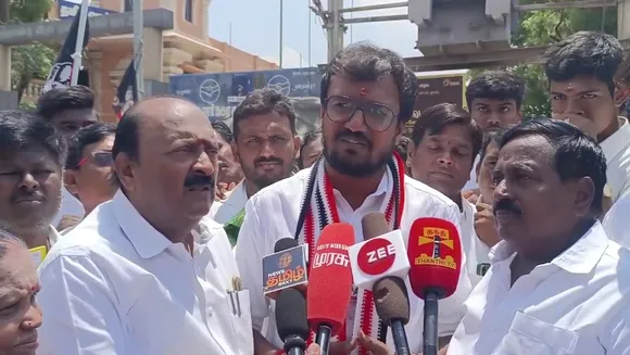 தொழில்கள் அழிந்த பிறகு வாக்குறுதிகள் கொடுத்து என்ன பிரயோஜனம்- கோவை அ.தி.மு.க. வேட்பாளர் சிங்கை ராமச்சந்திரன்