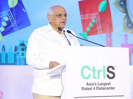 Gujarat CM lays foundation For CtrlS' GIFT city datacenter