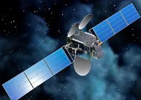 intelsat 33 e