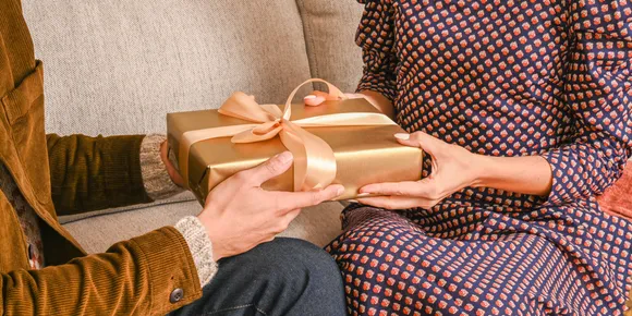 These gifts for men under Rs.2,000 are a must-check!