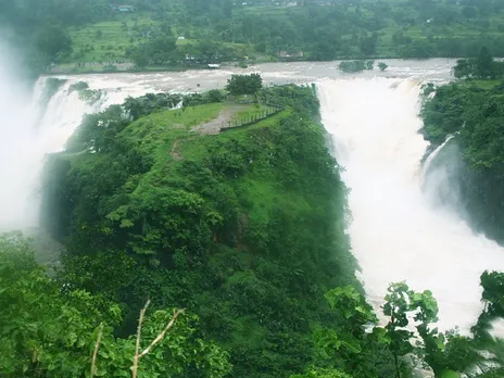 waterfalls in Maharashtra