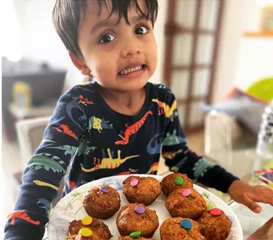 boy who baked cupcakes