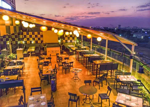 Rooftop Restaurants In Pune Altitude