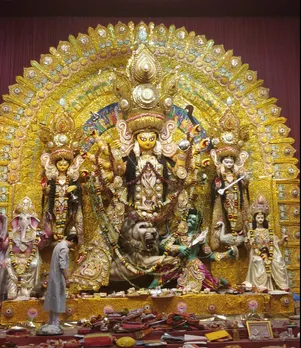 Rohi Villa Durga Pujo Pandals in Pune 