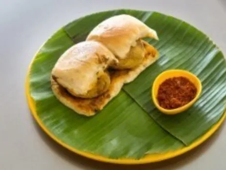 order vada pavs in Mumbai